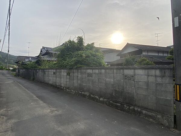 南東側より撮影