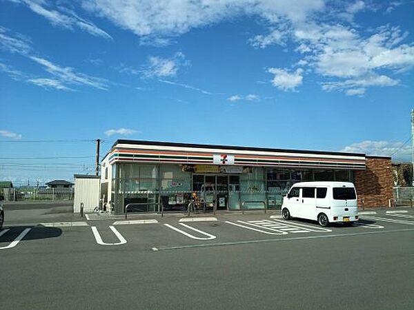 【コンビニエンスストア】セブンイレブン　西条氷見店まで1665ｍ