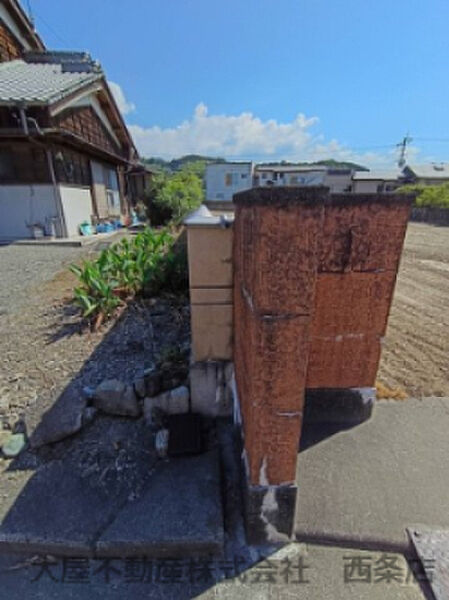 東側擁壁
