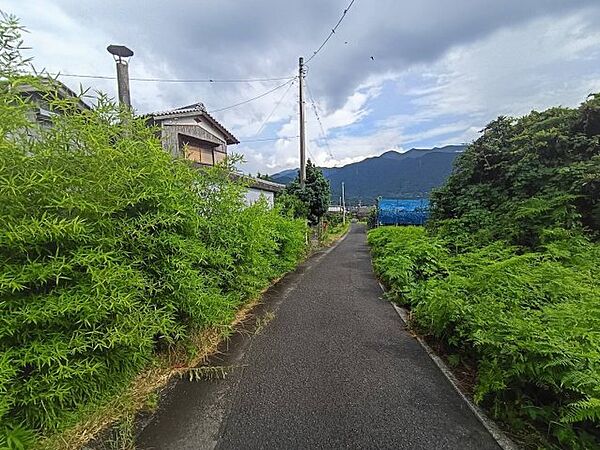 南西側道路