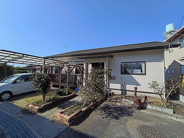 外観：338000052957