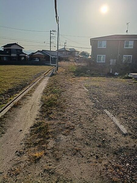 進入路　約2m