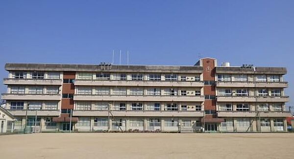 【小学校】神戸小学校まで376ｍ
