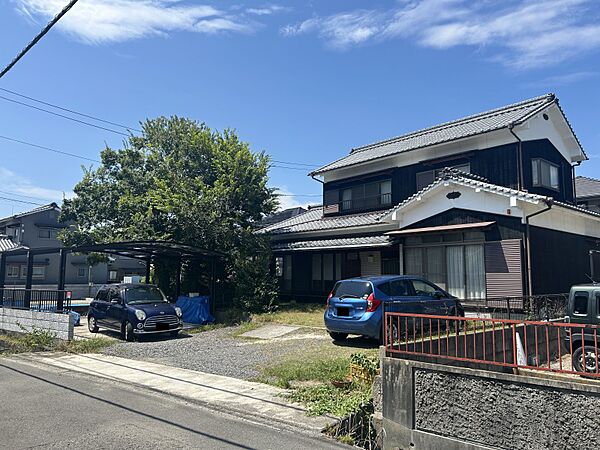 外観：338000046215