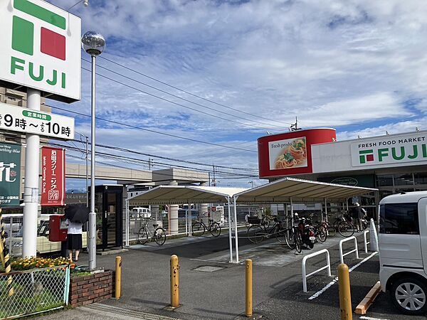 フジ高岡店 480ｍ