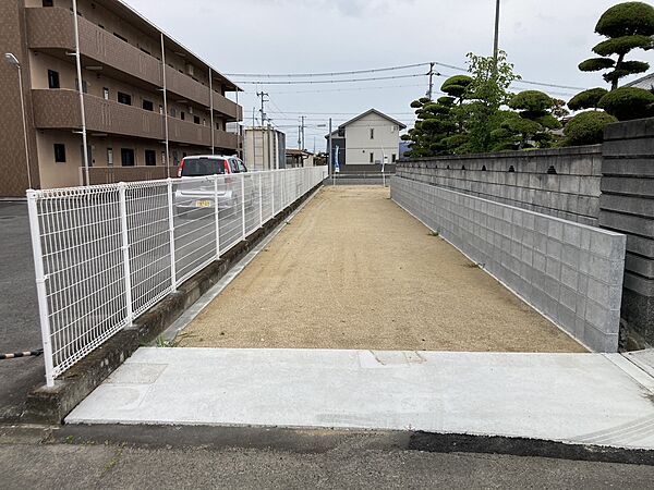 外観：338000049393