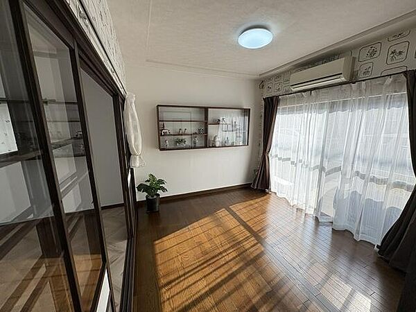 日当たりの良い南向きの部屋
