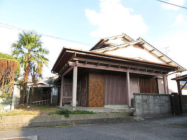外観：338000044070