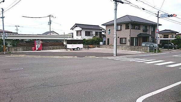外観：338000034200