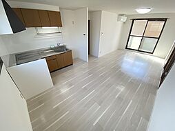 高知市一ツ橋町　3LDK　2F（角部屋・敷地内P2台目可） 2階3LDKのリビング/ダイニング