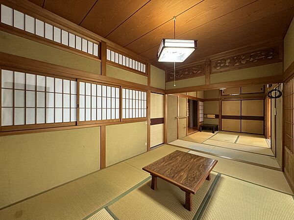 室内