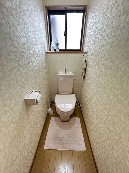 トイレを拡大表示