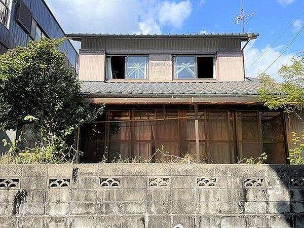 建築条件はありません。お好きなハウスメーカーでお建て下さい。