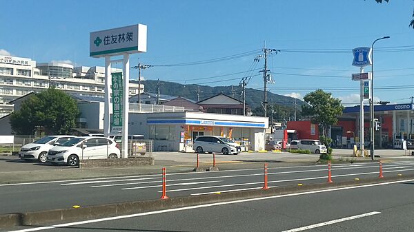 ローソン高知薊野店