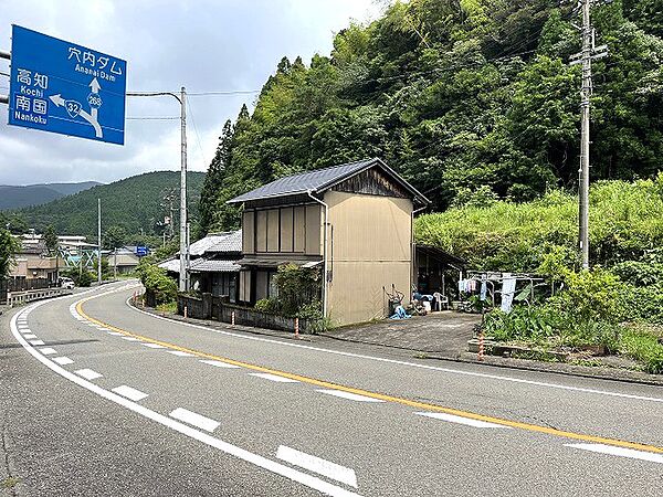 外観：339000039345