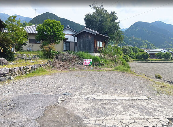 外観：338000044990