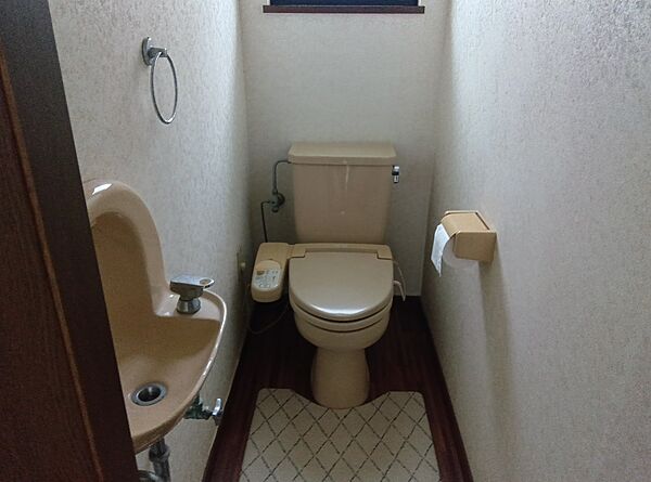 バス・トイレ別です