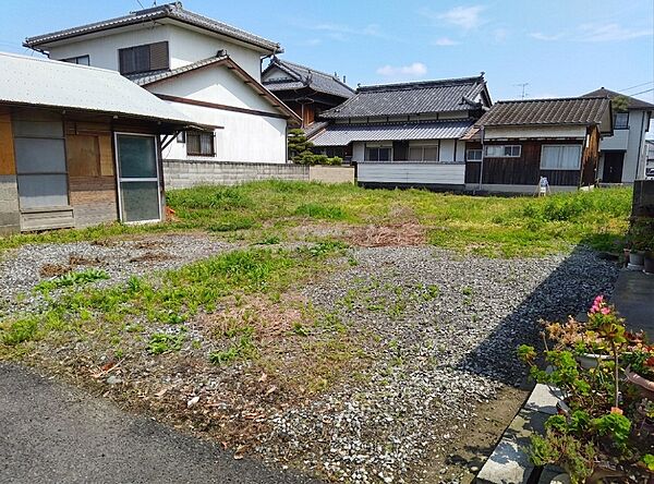 北西側からの撮影です