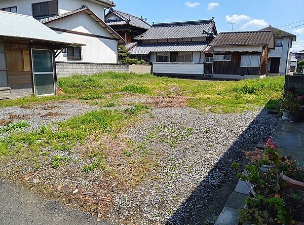 広々とした敷地です