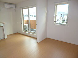 笑顔館II 2階2LDKのリビング/ダイニング