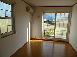 レジデンス太陽　B 1階2DKの寝室