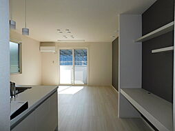Ｄ-ｒｏｏｍシュシュ 1階1LDKのリビング/ダイニング