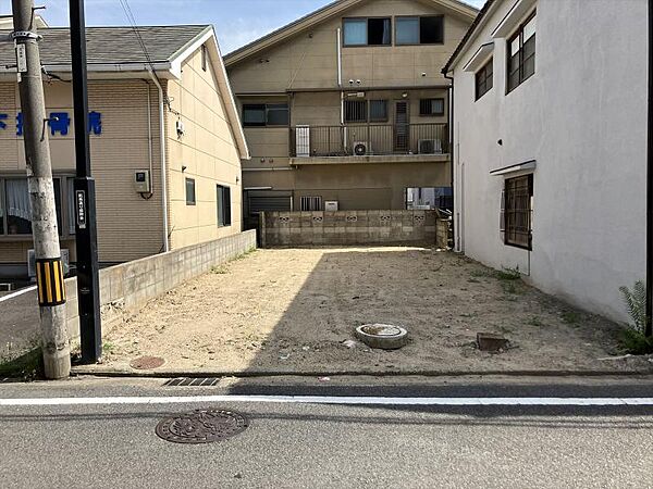 前面道路幅5.7m