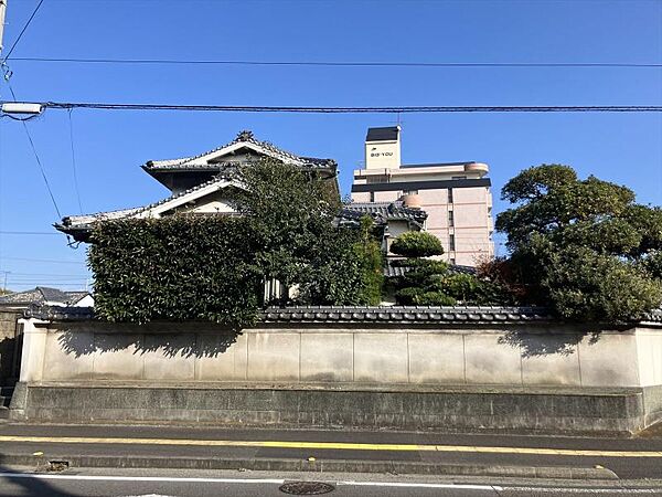 外観：338000049196