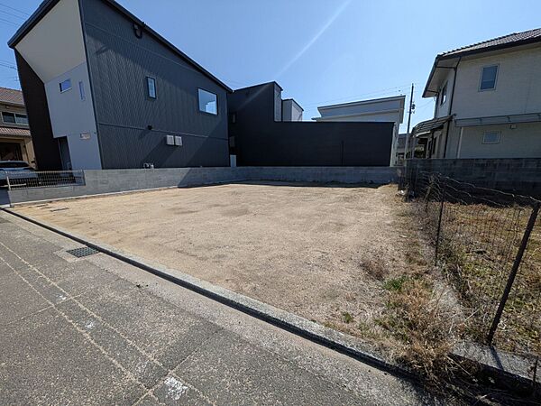 外観：338000033187