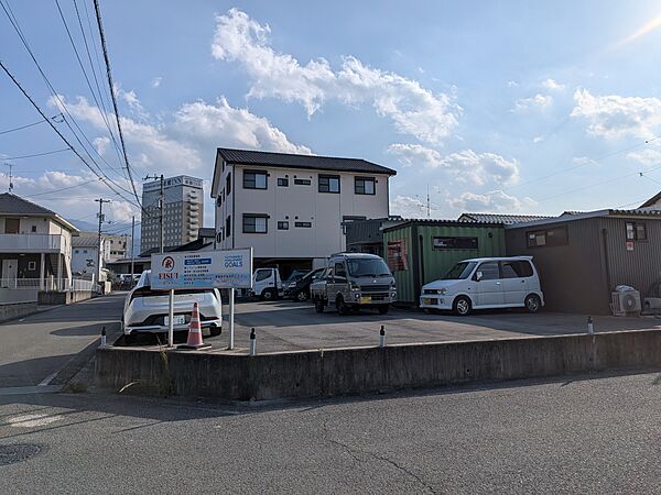 外観：338000047179