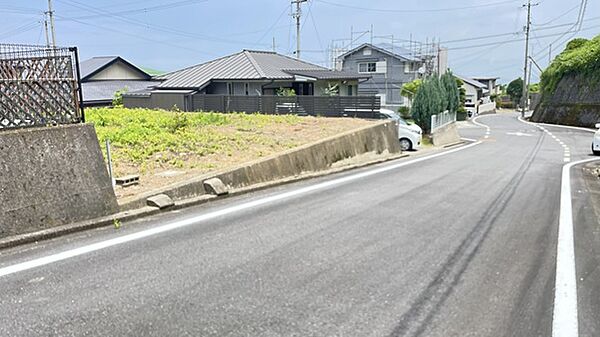 道路東方向