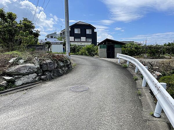 北側道路
