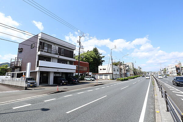 前面道路国道56号線