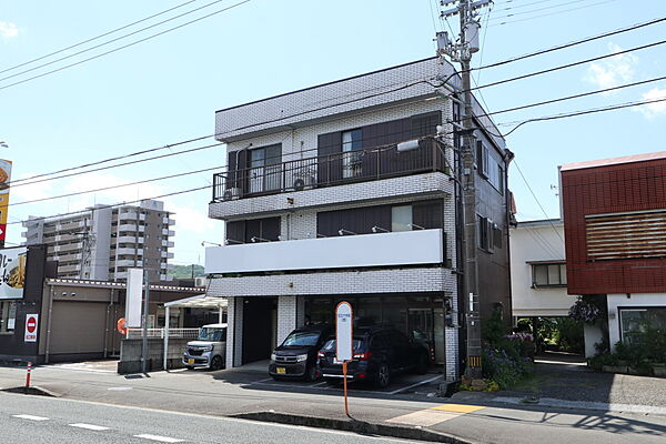 前面道路幅員32ｍ国道