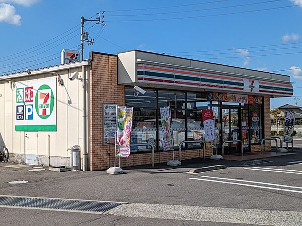 セブン-イレブン 坂出林田町店まで1000ｍ