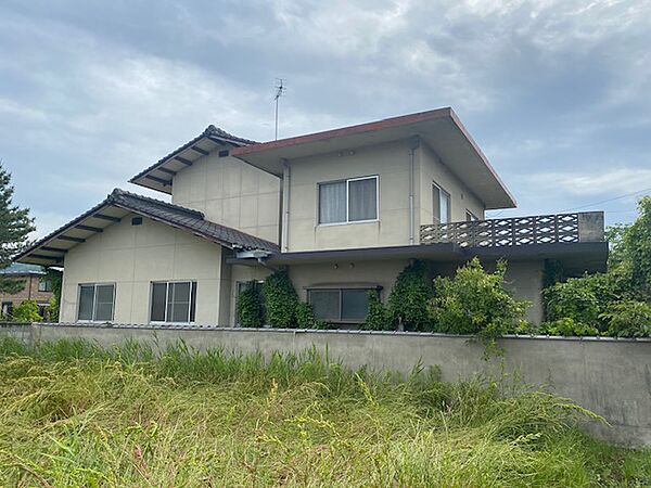南向きの明るい間取りです。