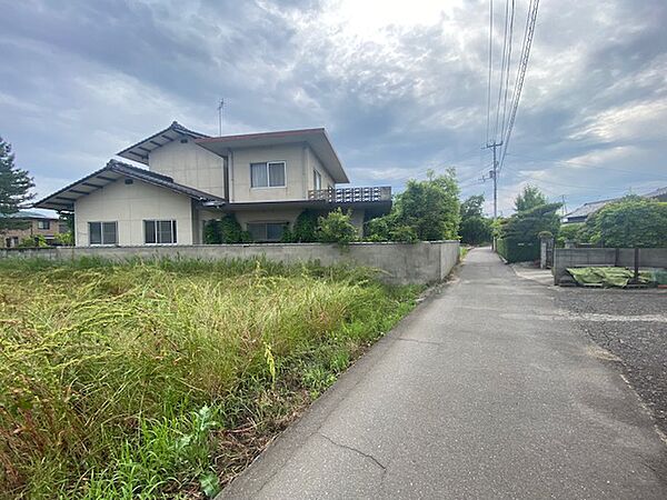 南向きの明るい間取りです。
