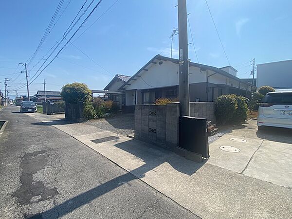 外観：337000025400