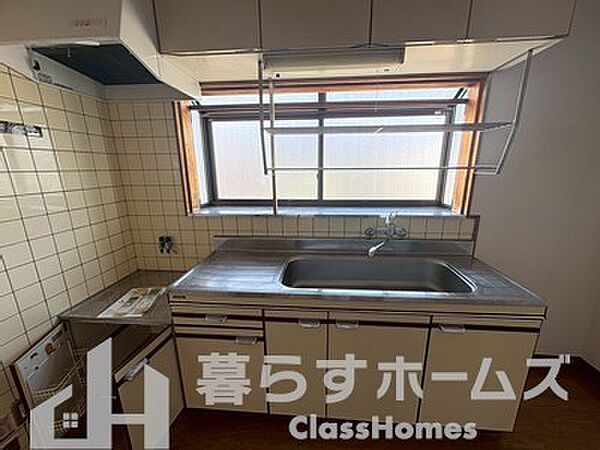 東城山町　中古住宅