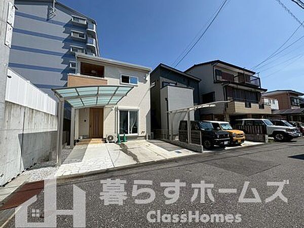 高知市朝倉甲　築浅戸建て