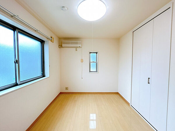 【洋室】6.0帖