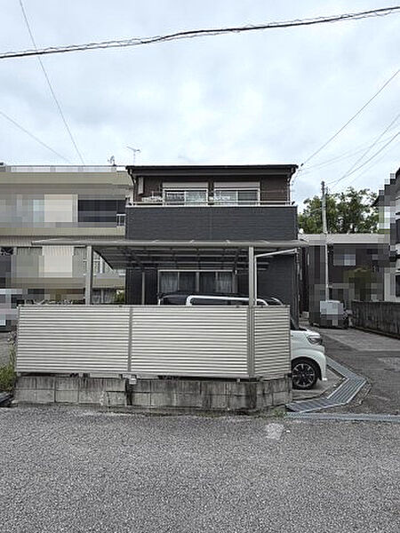 【前面道路含む現地写真】