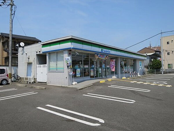 ファミリーマート 高知一宮店約719m／9分