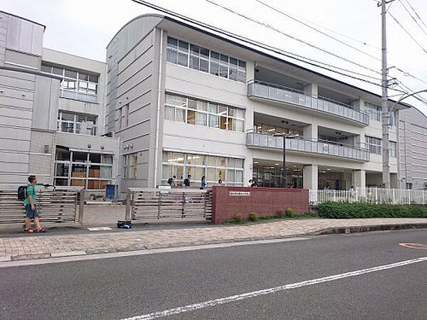 高知市立横内小学校約610m／8分