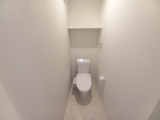【トイレ】1階トイレ 温水洗浄便座