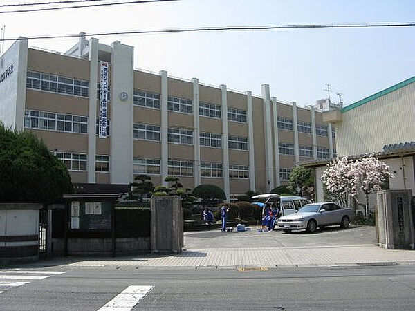 県立佐川高等学校約296m／4分