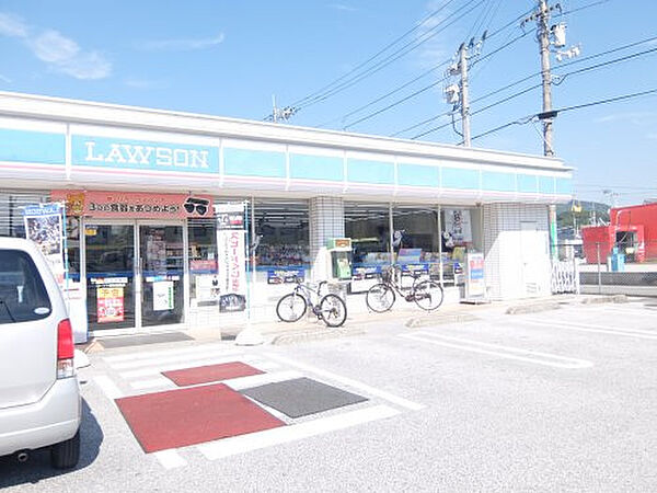 ローソン 高知薊野店約670m／9分