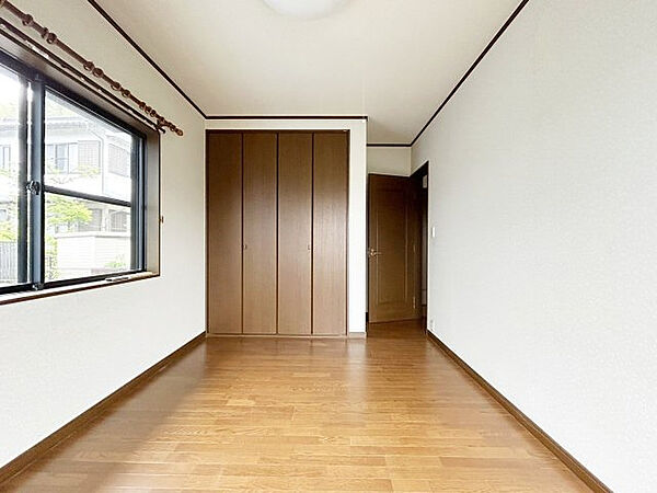 【洋室】6.5帖