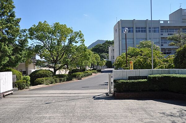 坂出中学校　1、230ｍ