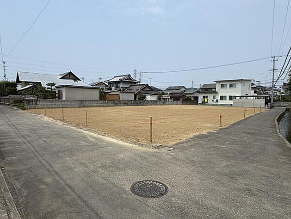 外観：338000053035